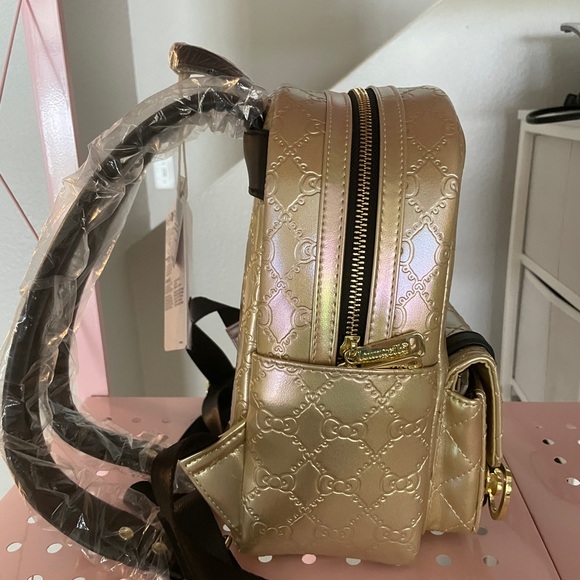 NWT Hello Kitty 50th Anniversary mini - Picture 5 of 5